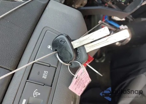 2011 Hyundai Sonata Gls z USA, uszkodzony, nr VIN 5NPEB4AC7BH152427